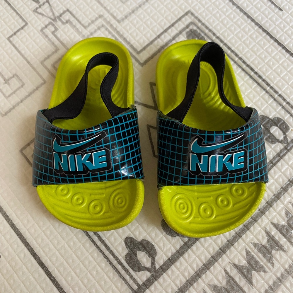 Nike sandals